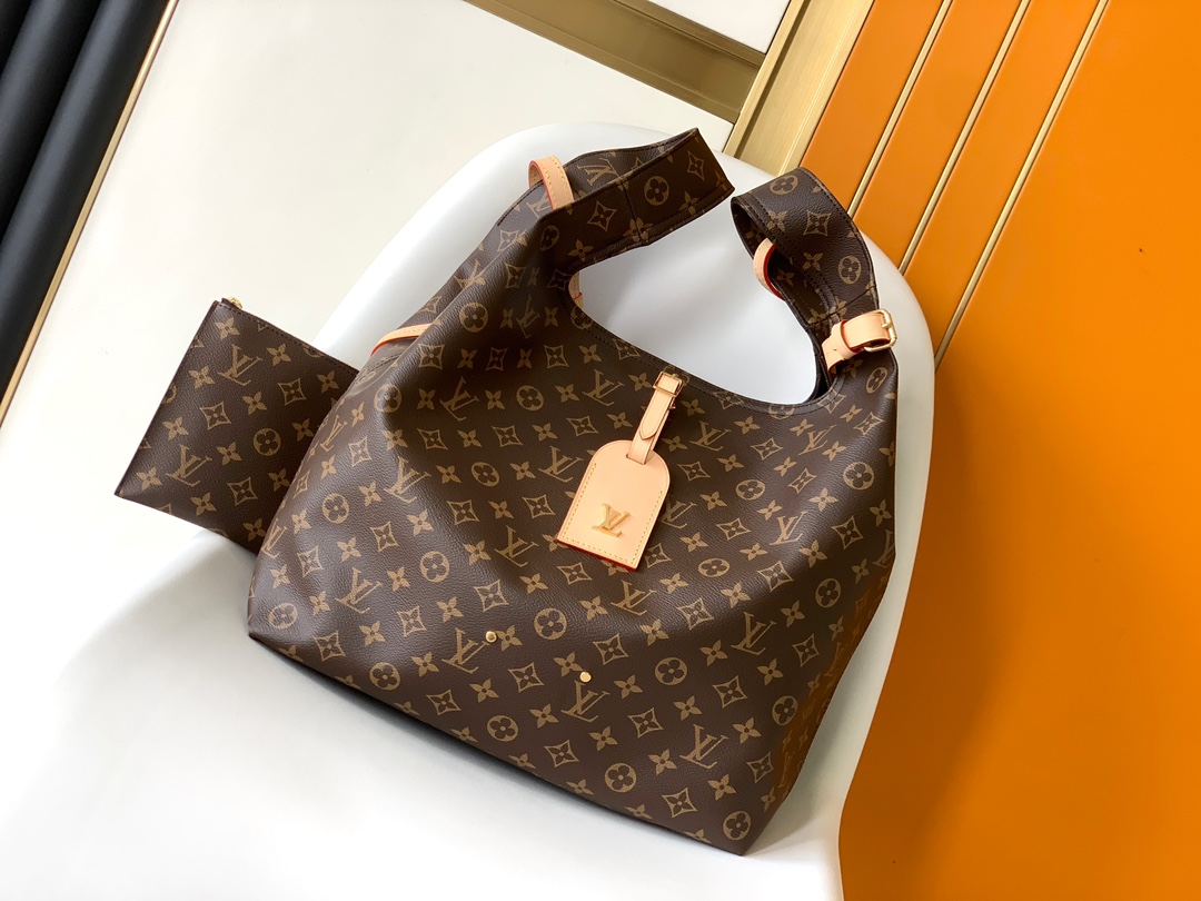 Louis Vuitton Shopping Bags